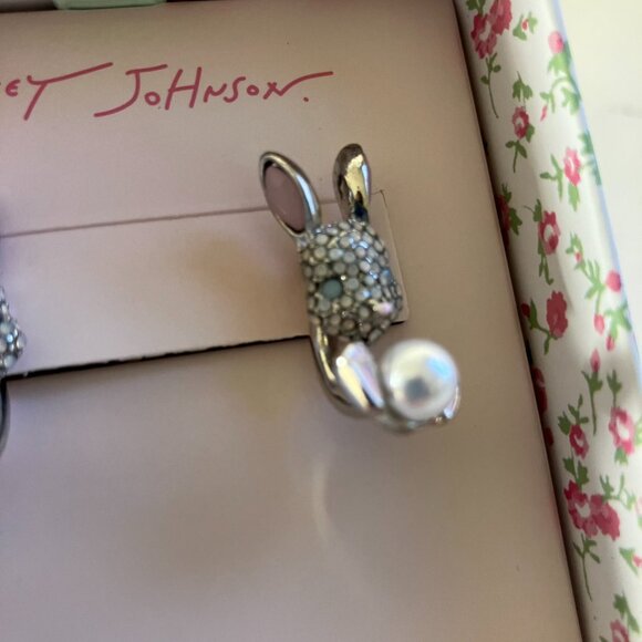Betsey Johnson Bunny Rabbit Barbell Jacket Earrings, NEW WITH TAGS - Picture 4 of 6